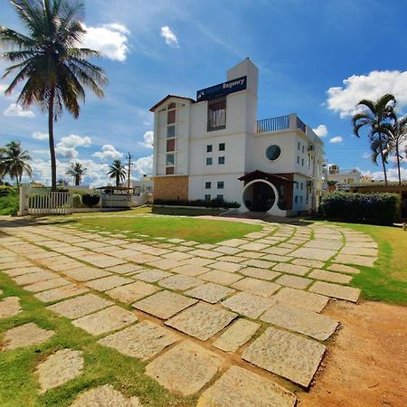 Airport Regency Hotel Devanahalli Eksteriør billede