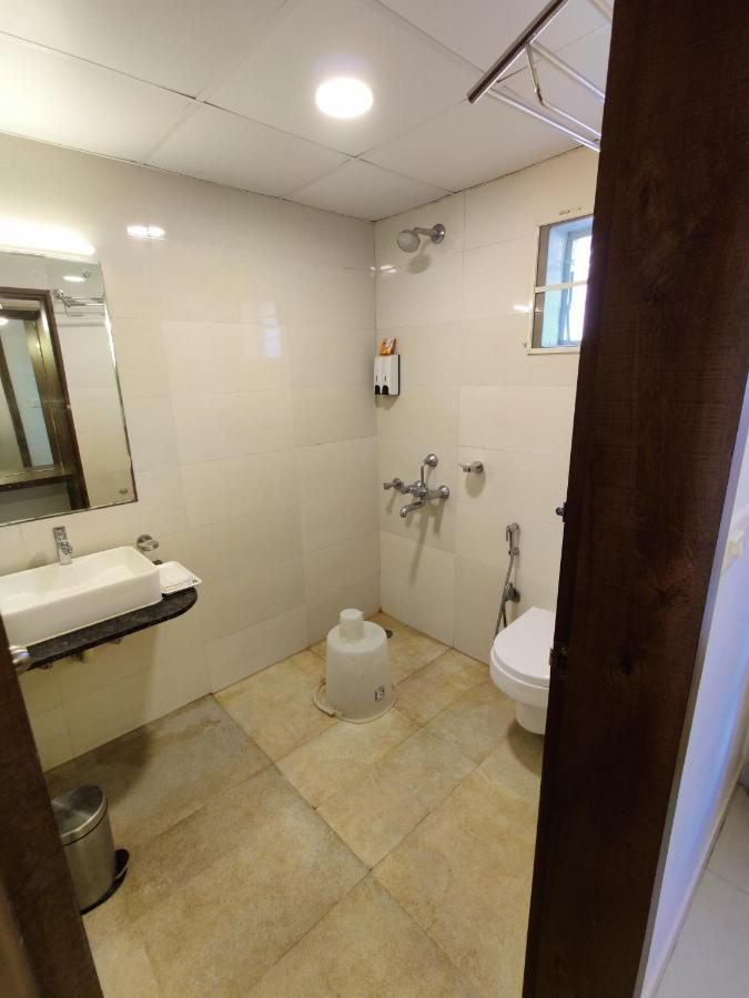 Airport Regency Hotel Devanahalli Eksteriør billede