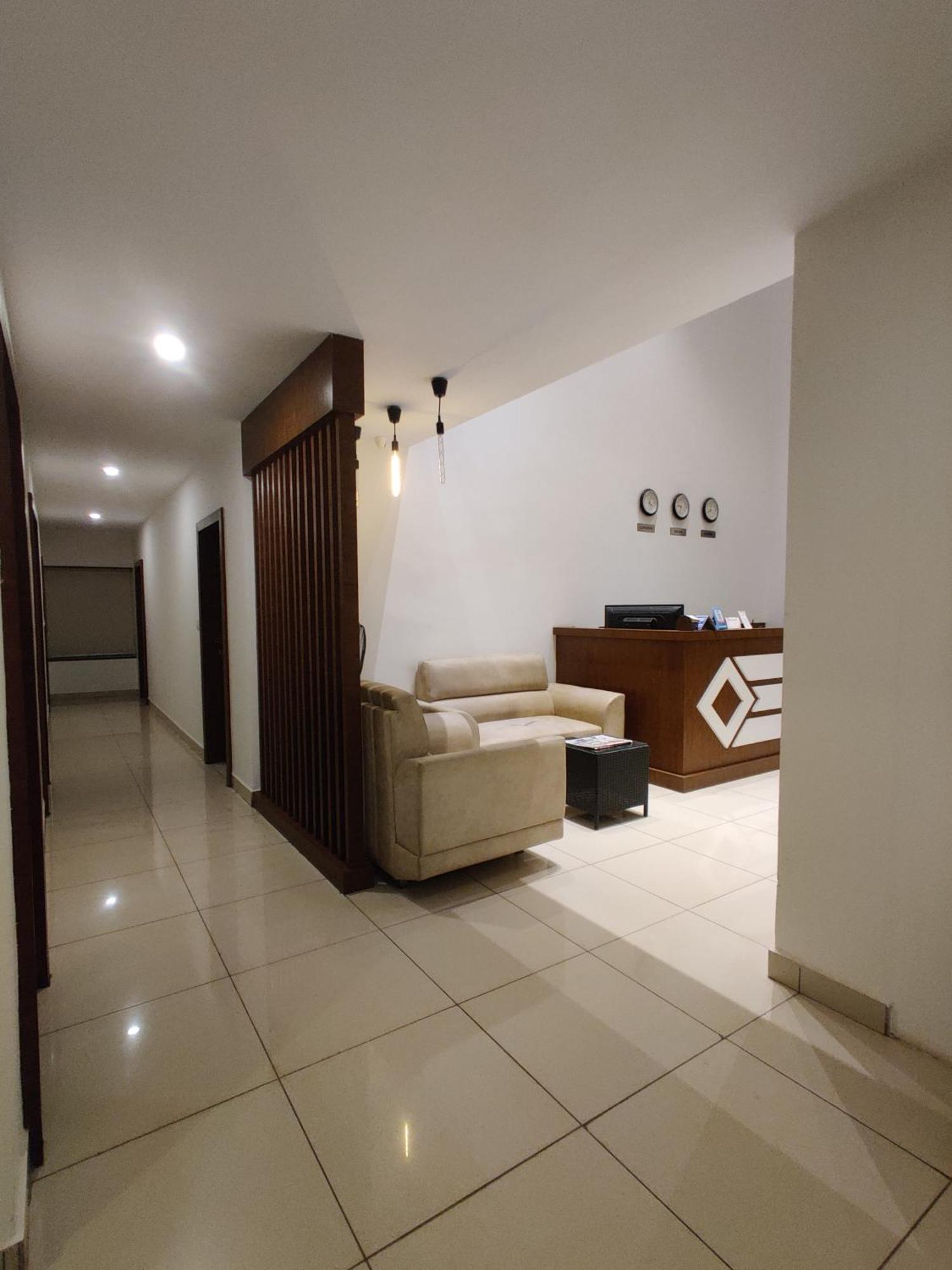 Airport Regency Hotel Devanahalli Eksteriør billede